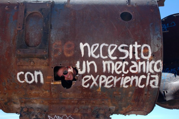 Uyuni - "We need a mechanic with experience."
